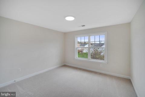 4274 Meyers Rd, Triangle, VA 22172 photo 24