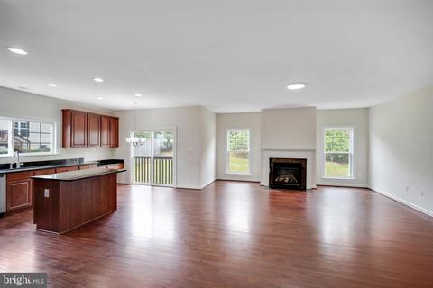 4274 Meyers Rd, Triangle, VA 22172 photo 15