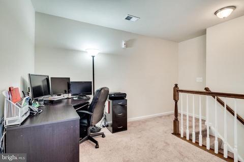 4242 Meyers Rd, Triangle, VA 22172 photo 21