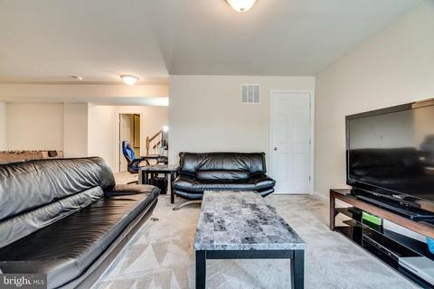 4242 Meyers Rd, Triangle, VA 22172 photo 39