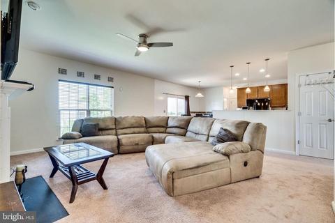 4242 Meyers Rd, Triangle, VA 22172 photo 12