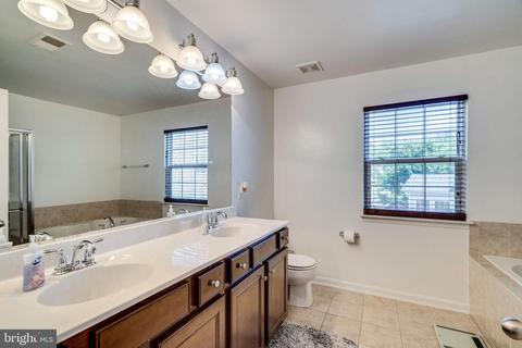 4242 Meyers Rd, Triangle, VA 22172 photo 32