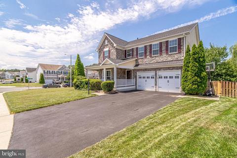 4242 Meyers Rd, Triangle, VA 22172 photo 2