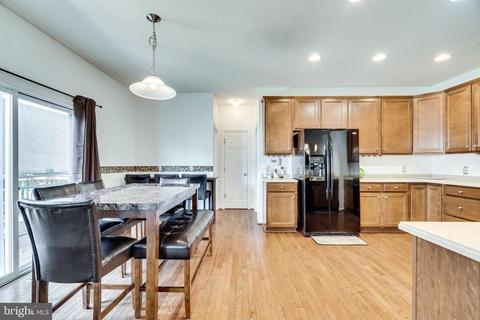 4242 Meyers Rd, Triangle, VA 22172 photo 14
