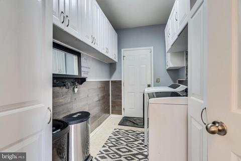 4242 Meyers Rd, Triangle, VA 22172 photo 19