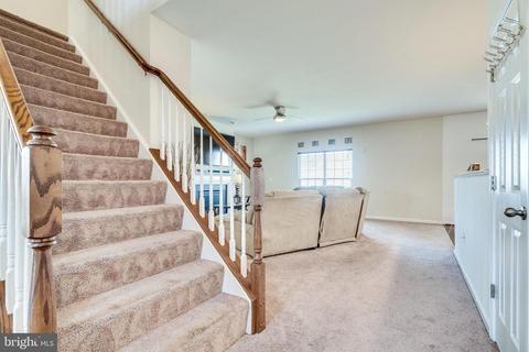 4242 Meyers Rd, Triangle, VA 22172 photo 11