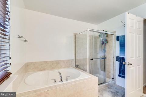 4242 Meyers Rd, Triangle, VA 22172 photo 33