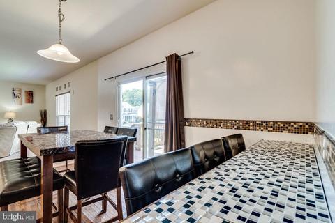 4242 Meyers Rd, Triangle, VA 22172 photo 17