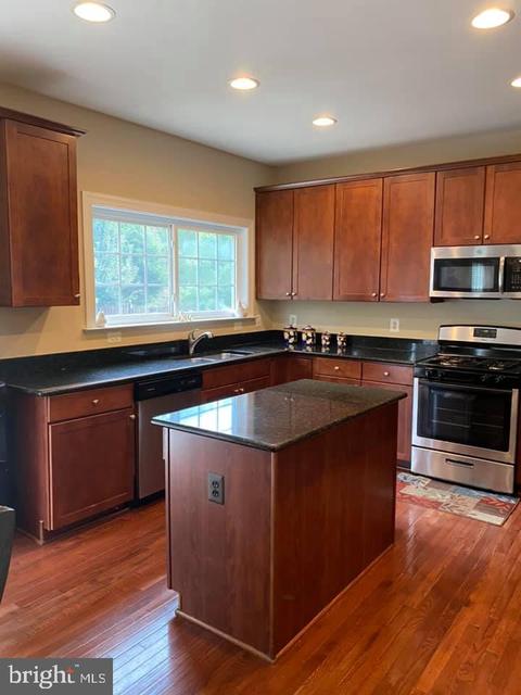 4149 Agency Loop, Triangle, VA 22172 photo 11