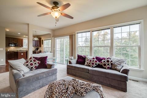 3403 Oakham Mount Dr, Triangle, VA 22172 photo 8