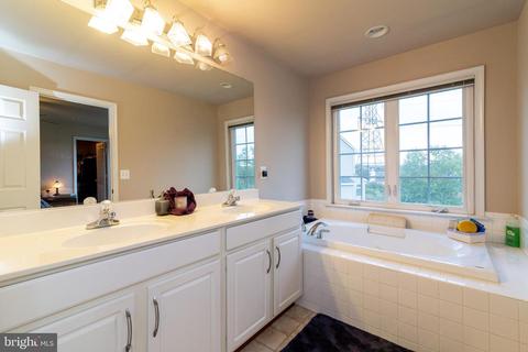 3403 Oakham Mount Dr, Triangle, VA 22172 photo 21