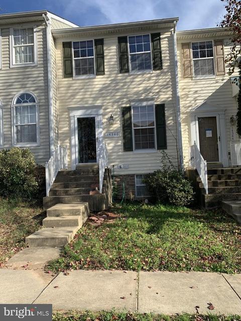 588 Woodbridge Casa en Venta - Woodbridge VA Bienes Raíces - Movoto