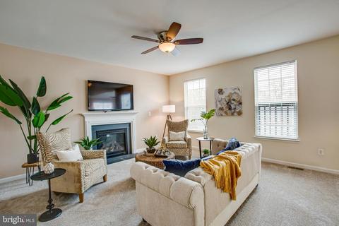 18562 Quantico Gateway Dr, Triangle, VA 22172 photo 14