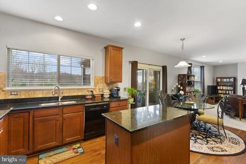 18578 Quantico Gateway Dr, Triangle, VA 22172 photo 8
