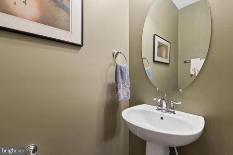 18578 Quantico Gateway Dr, Triangle, VA 22172 photo 12