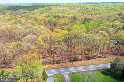 9155 French Ford Dr, Nokesville, VA 20181