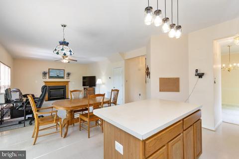 9875 Rainleaf Ct, Bristow, VA 20136 photo 16