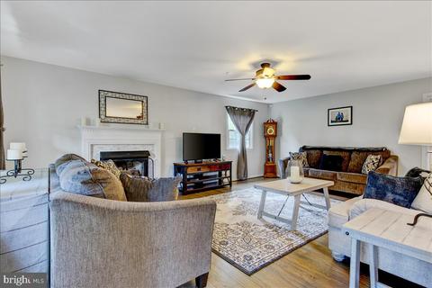 8214 Sunset Dr, Manassas, VA 20110 photo 12
