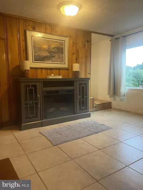 Other - 1048 Estates Rd SE, Roanoke, VA 24014 photo 3 of 7
