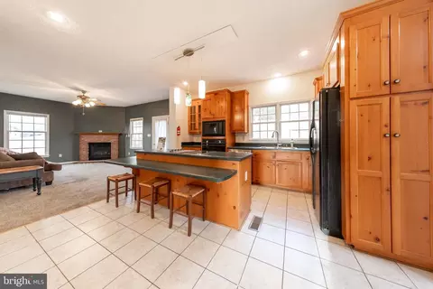 65 Good View Dr, Raphine, VA 24472 photo 8