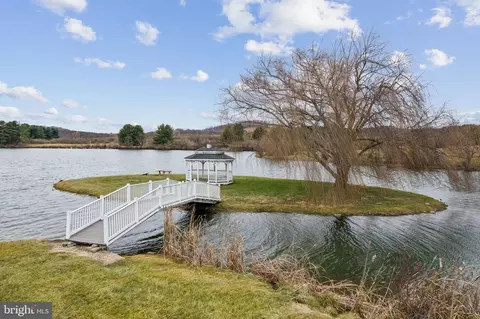 212 Waterfront Dr, Raphine, VA 24472 photo 22