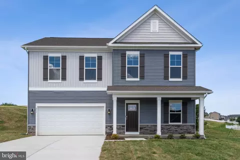 42 Seabiscuit Ct, East Lexington, VA 24450