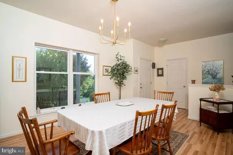 Dining - 190 Ridgemore Dr, Raphine, VA 24472 photo 1 of 2