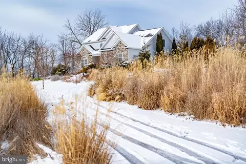 Exterior - 190 Ridgemore Dr, Raphine, VA 24472 photo 18 of 30