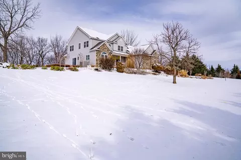 Exterior - 190 Ridgemore Dr, Raphine, VA 24472 photo 29 of 30