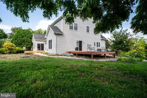 Exterior - 190 Ridgemore Dr, Raphine, VA 24472 photo 6 of 30