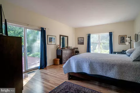 Bedroom - 190 Ridgemore Dr, Raphine, VA 24472 photo 1 of 5