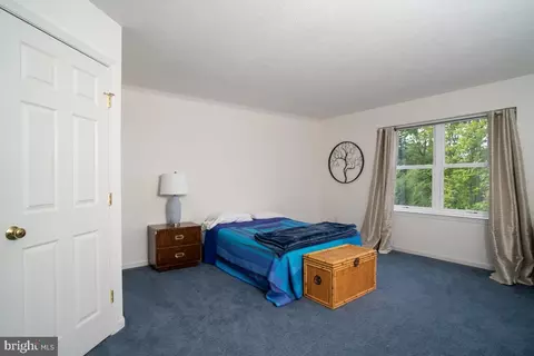 Bedroom - 190 Ridgemore Dr, Raphine, VA 24472 photo 2 of 5