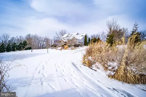 Exterior - 190 Ridgemore Dr, Raphine, VA 24472 photo 19 of 30