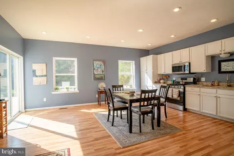 Entry Way - 190 Ridgemore Dr, Raphine, VA 24472 photo 2 of 3