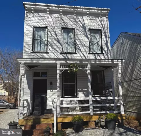 810 N Harrison St, Richmond, VA 23220
