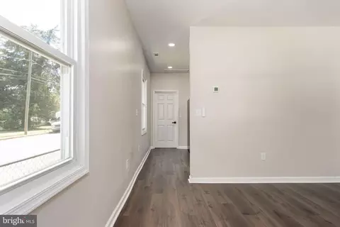 Entry Way - 238 E 36th St, Richmond, VA 23224 photo 2 of 8
