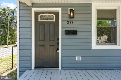 Exterior - 238 E 36th St, Richmond, VA 23224 photo 4 of 9
