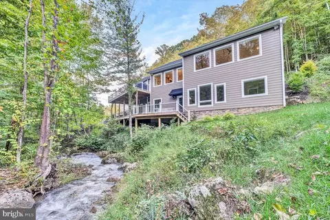 6932 Poage Valley Rd Ext Rd, Roanoke, VA 24018