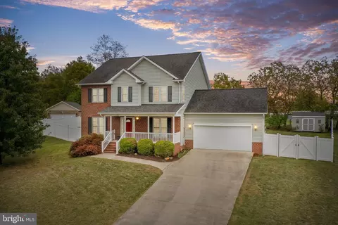 221 Rustic Ave, Broadway, VA 22815