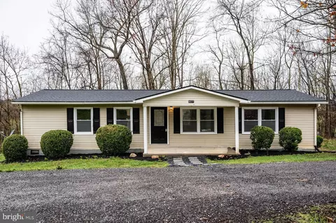 9031 Dolphin Ln, Broadway, VA 22815