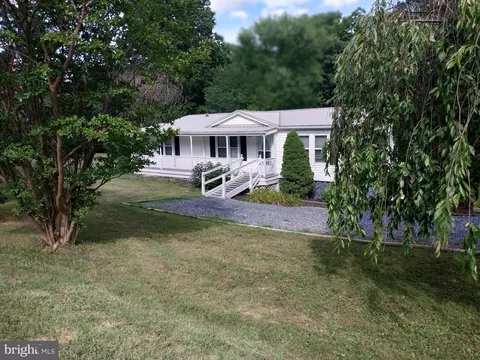 8508 Frank Lane Rd, Singers Glen, VA 22850