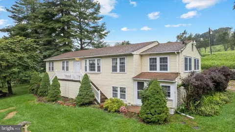 6484 Cedar Run Trl, Broadway, VA 22815