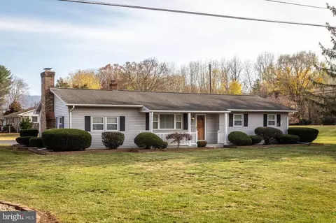 300 Holly Ave, Grottoes, VA 24441