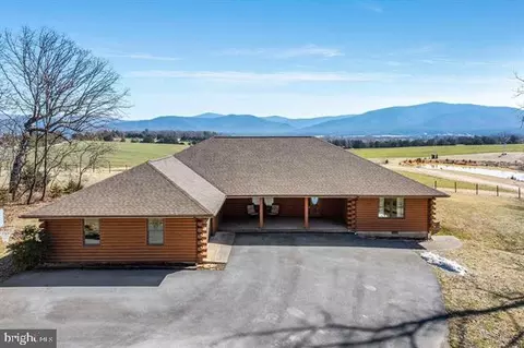 815 Waterloo Mill Ln, Elkton, VA 22827