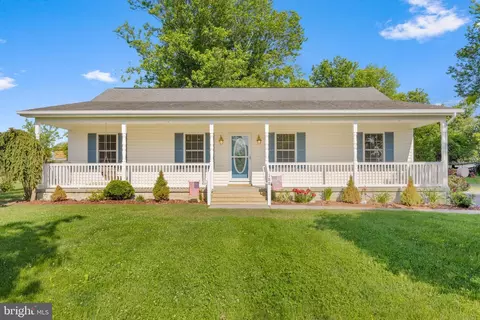 188 S Sunset Dr, Broadway, VA 22815