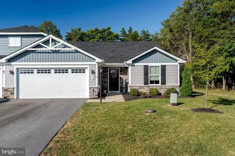 82 S Peak Dr, Mcgaheysville, VA 22840