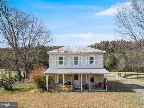 19442 Runions Creek Rd, Broadway, VA 22815