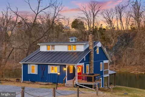 3635 Riverbend Dr, Elkton, VA 22827