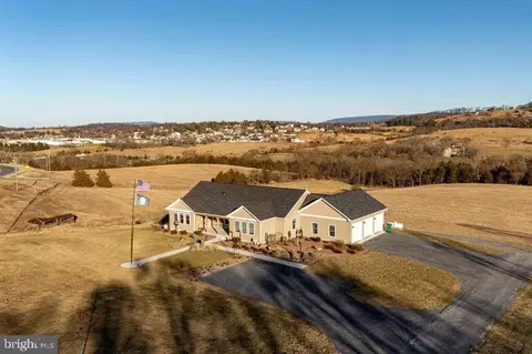 10716 Harpine Hwy, Broadway, VA 22815