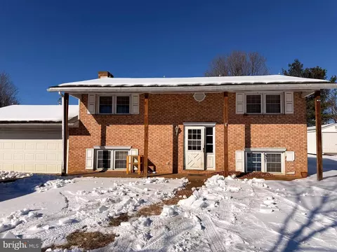 122 Skymont Dr, Broadway, VA 22815